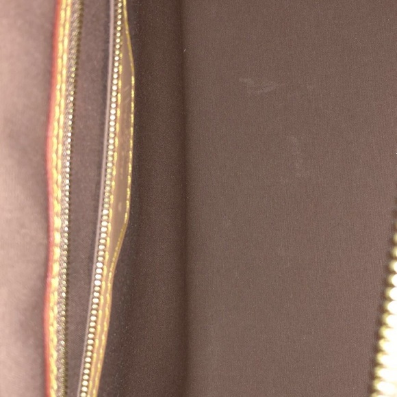 Authentic LouisVuitton Vernis Monogram Tote - Picture 9 of 9